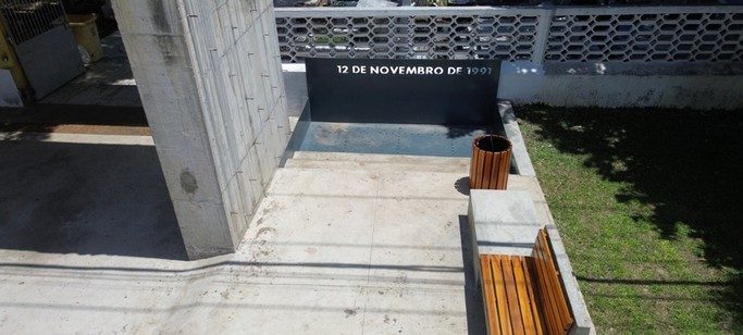 Jardim do Memorial do Massacre de Santa Cruz — 3
